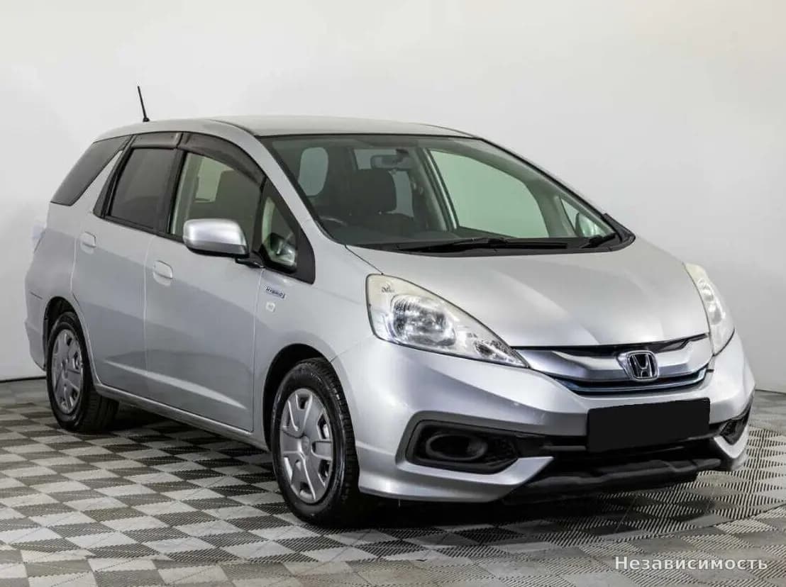 Honda Fit Shuttle 2013 с пробегом — фото 3
