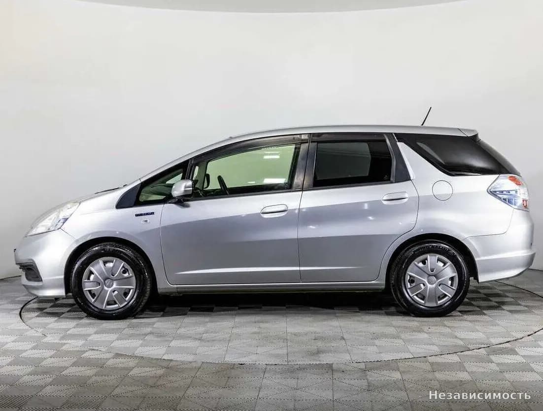 Honda Fit Shuttle 2013 с пробегом — фото 8