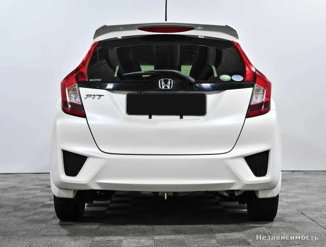 Honda Fit 2016 с пробегом — фото 4