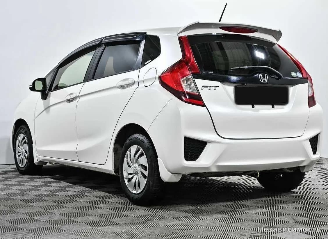 Honda Fit 2016 с пробегом — фото 5