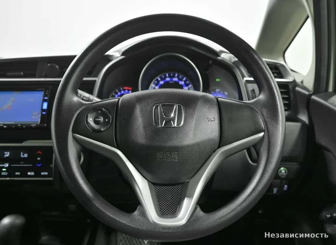 Honda Fit 2016 с пробегом — фото 7