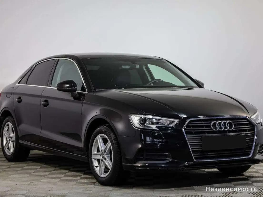 Audi A3 2019 с пробегом — фото 2
