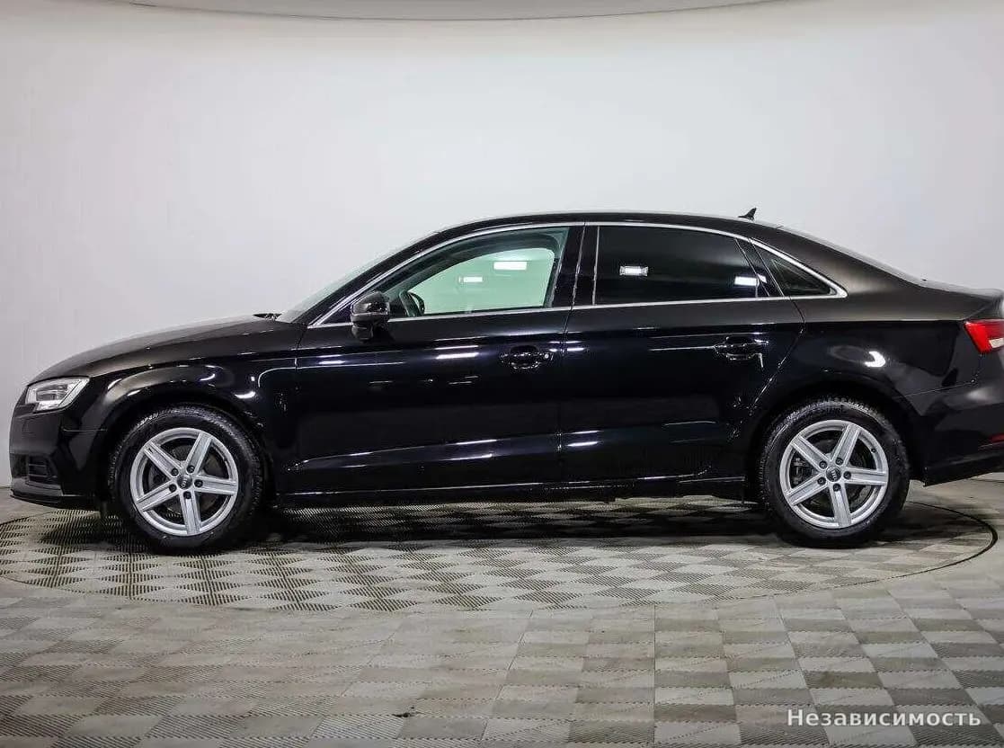 Audi A3 2019 с пробегом — фото 7