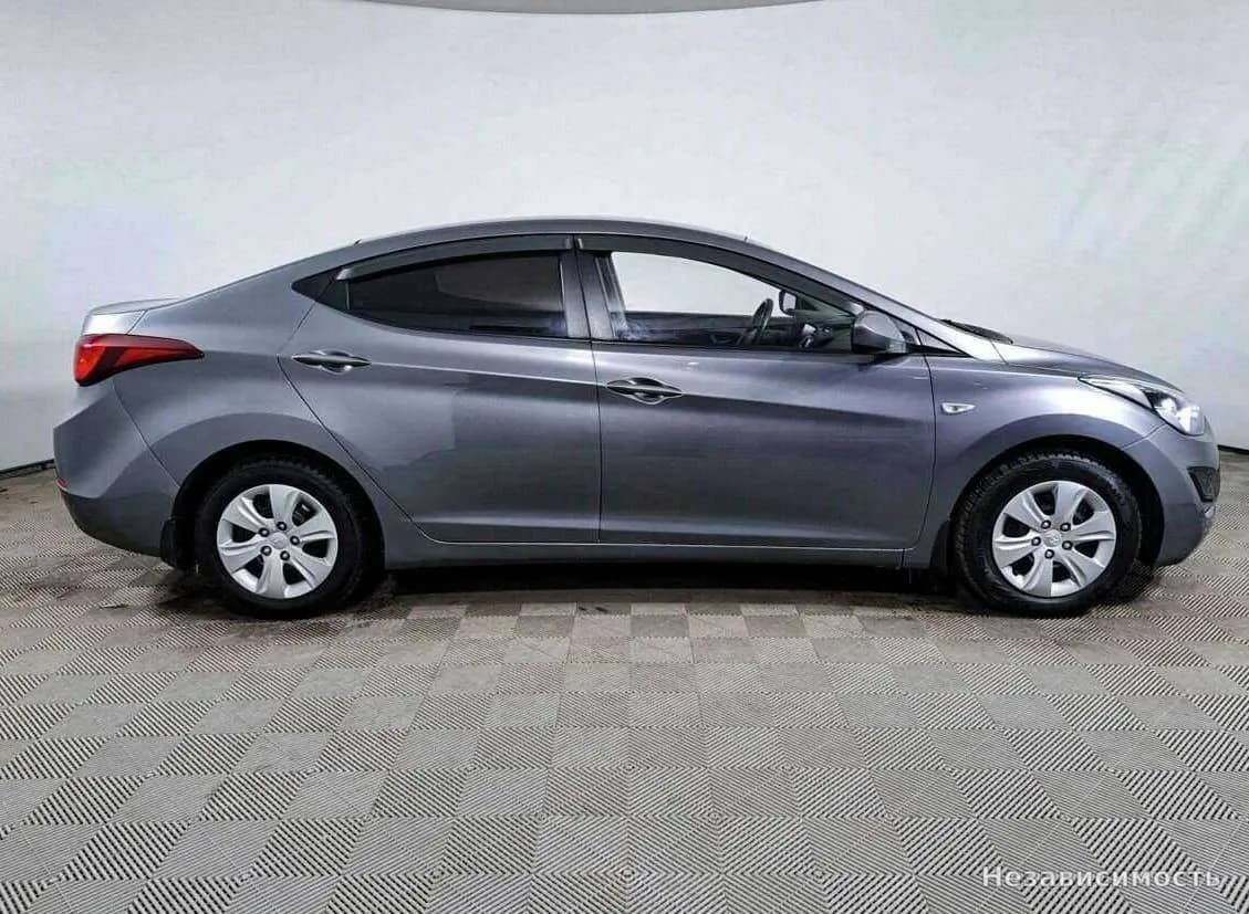 Hyundai Elantra VII (CN7) 2015 с пробегом — фото 4