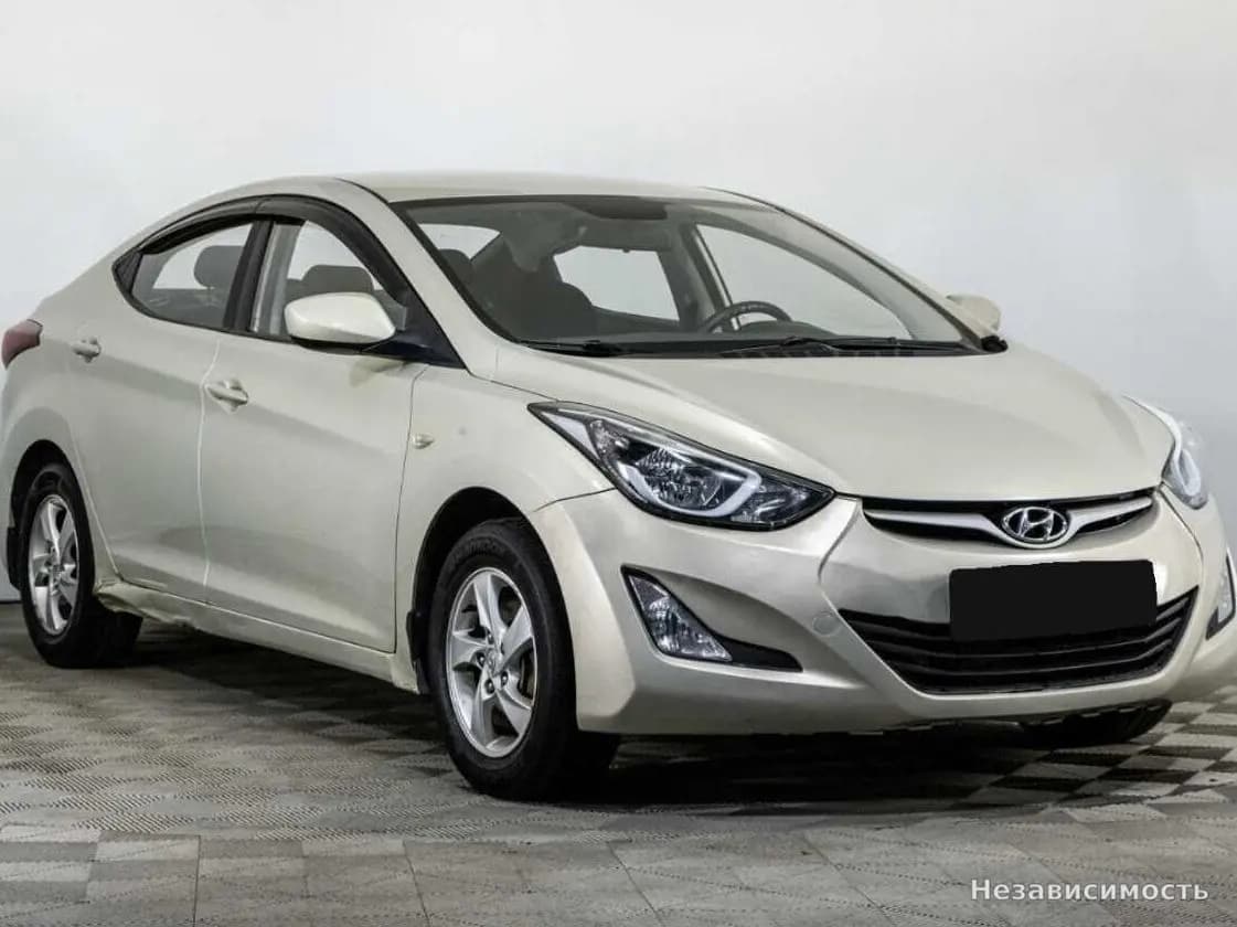 Hyundai Elantra VII (CN7) 2015 с пробегом — фото 3