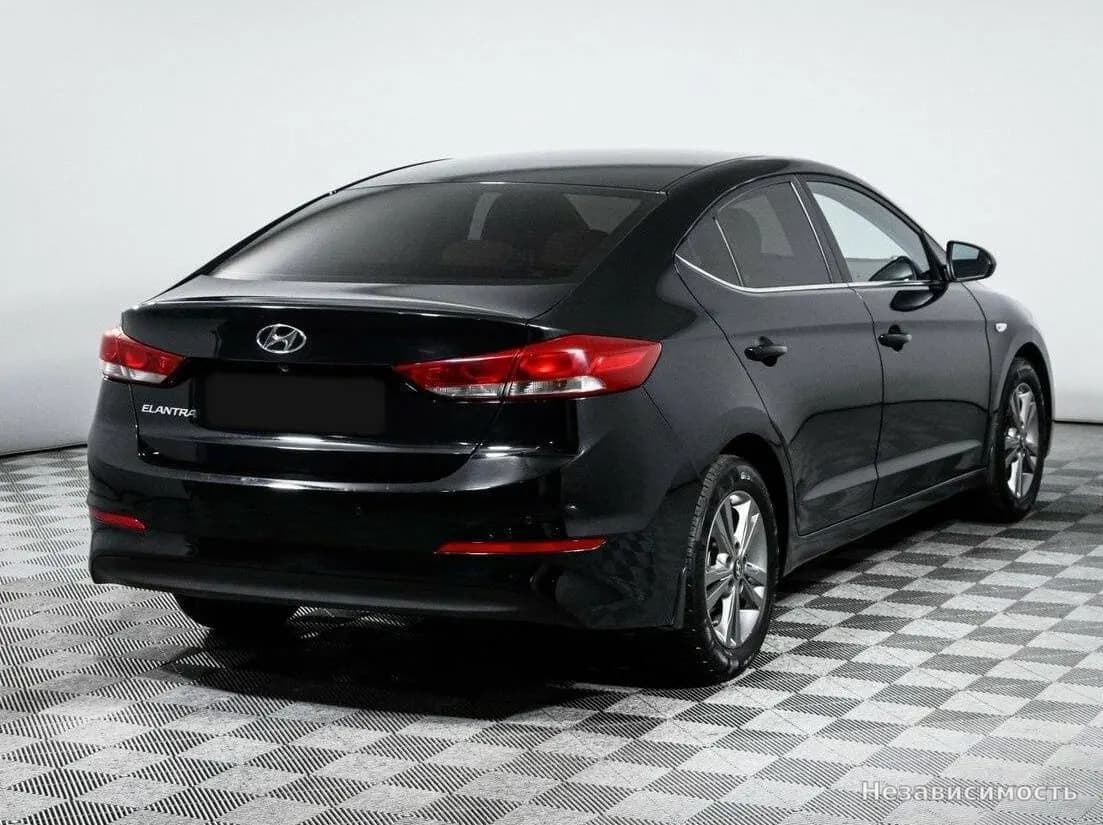 Hyundai Elantra VII (CN7) 2016 с пробегом — фото 4