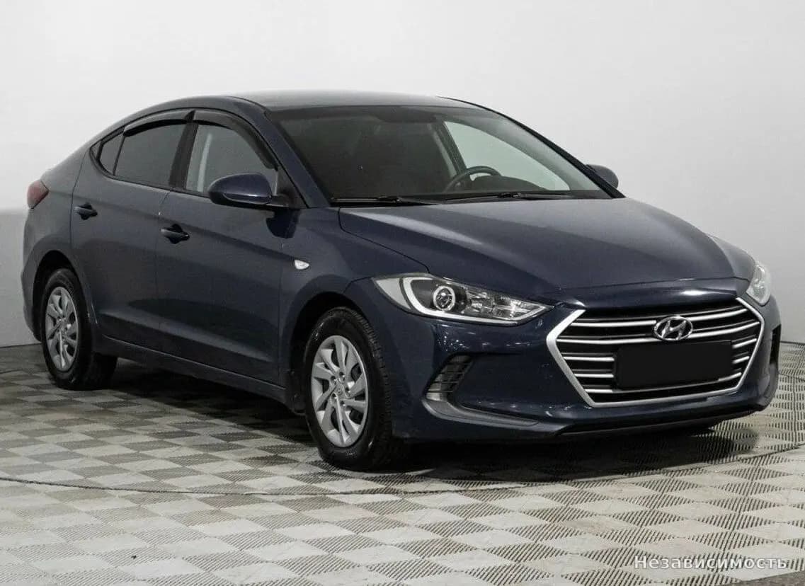 Hyundai Elantra VII (CN7) 2016 с пробегом — фото 3