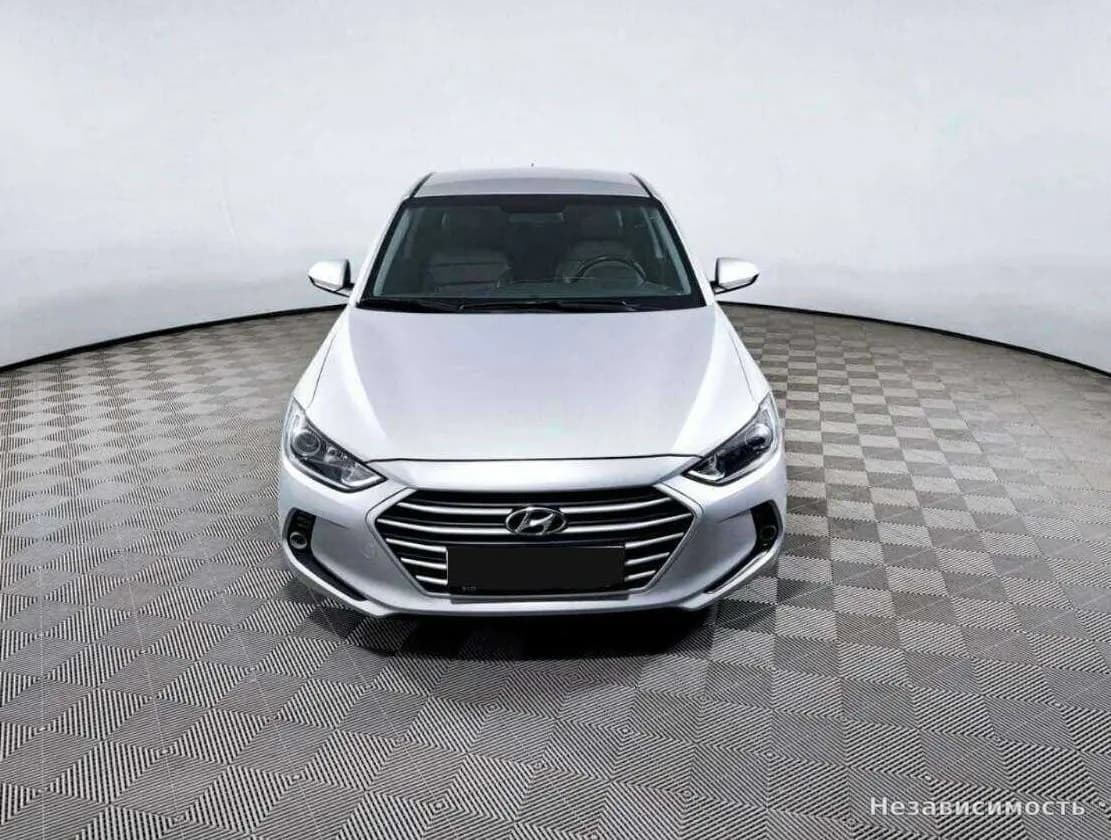 Hyundai Elantra VII (CN7) 2017 с пробегом — фото 2