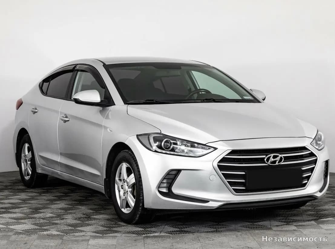 Hyundai Elantra VII (CN7) 2016 с пробегом — фото 3