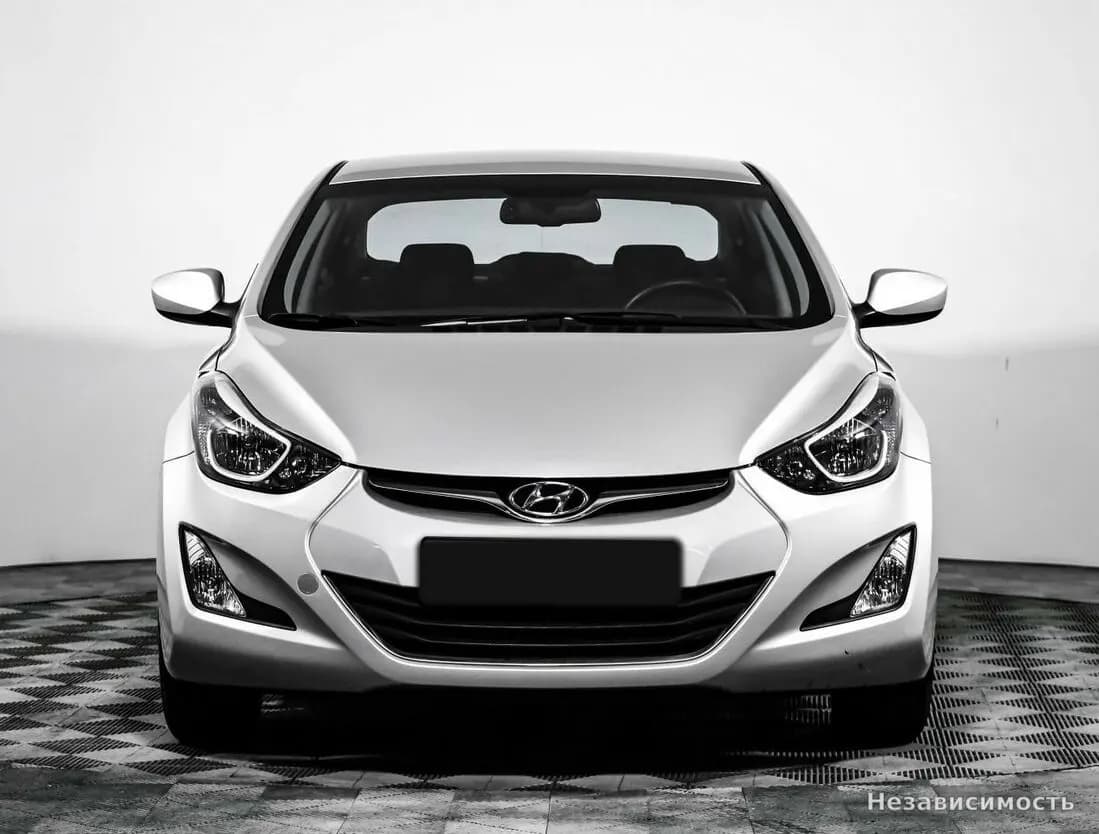 Hyundai Elantra VII (CN7) 2015 с пробегом — фото 2