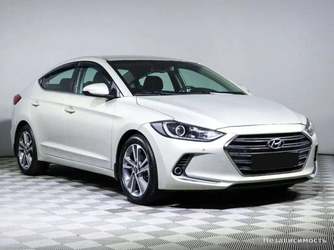 Hyundai Elantra VII (CN7) 2018 с пробегом — фото 3