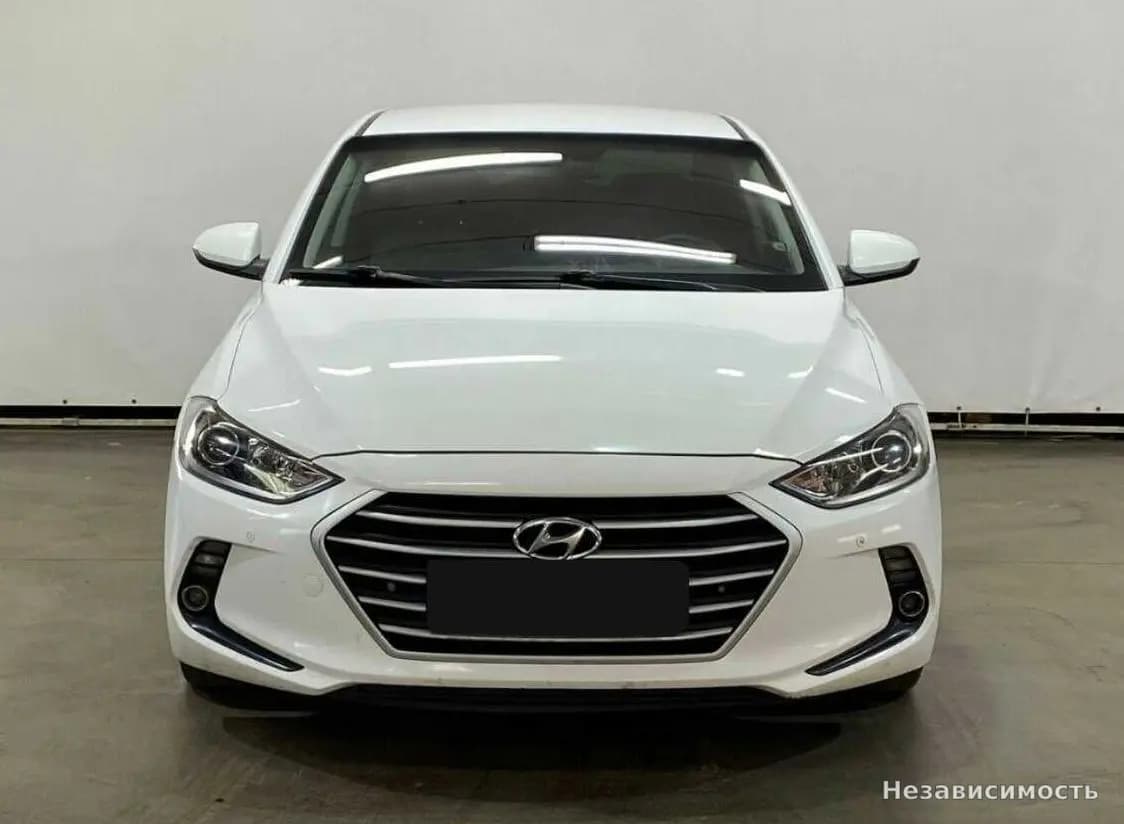 Hyundai Elantra VII (CN7) 2017 с пробегом — фото 2