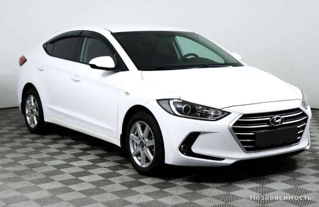 Hyundai Elantra VII (CN7) 2018 с пробегом — фото 3
