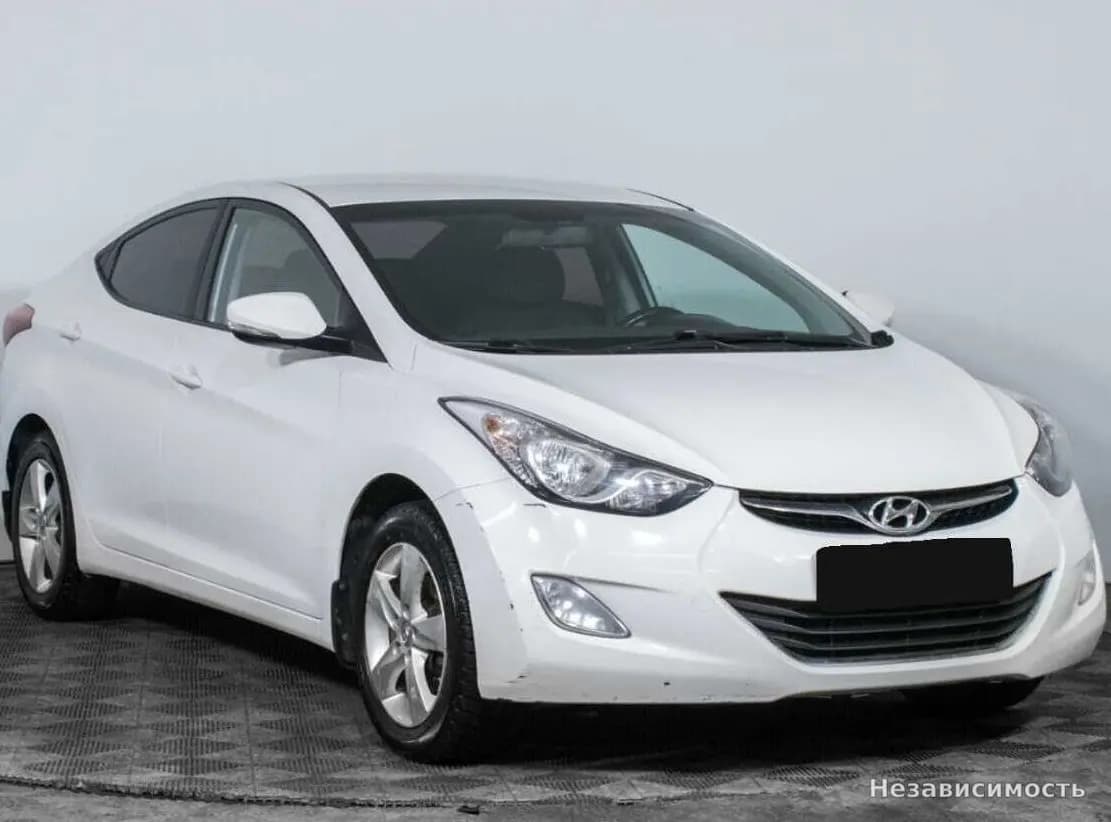 Hyundai Elantra VII (CN7) 2013 с пробегом — фото 3