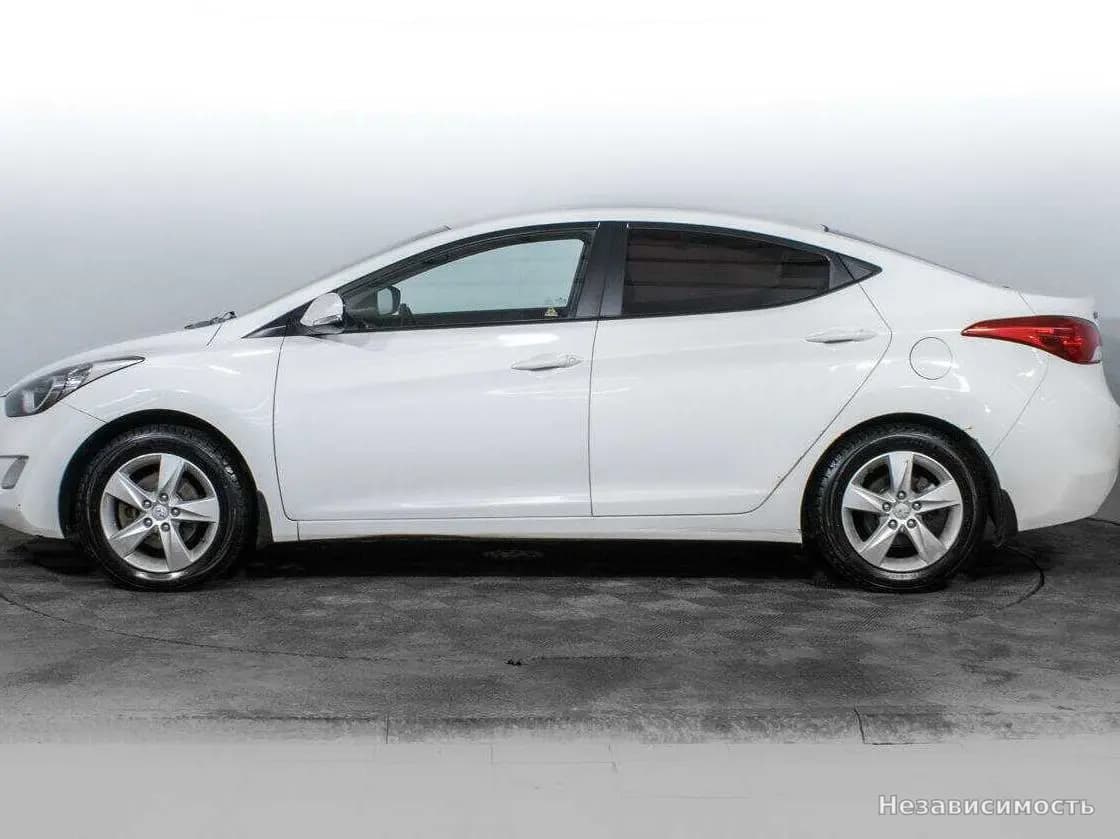 Hyundai Elantra VII (CN7) 2013 с пробегом — фото 8