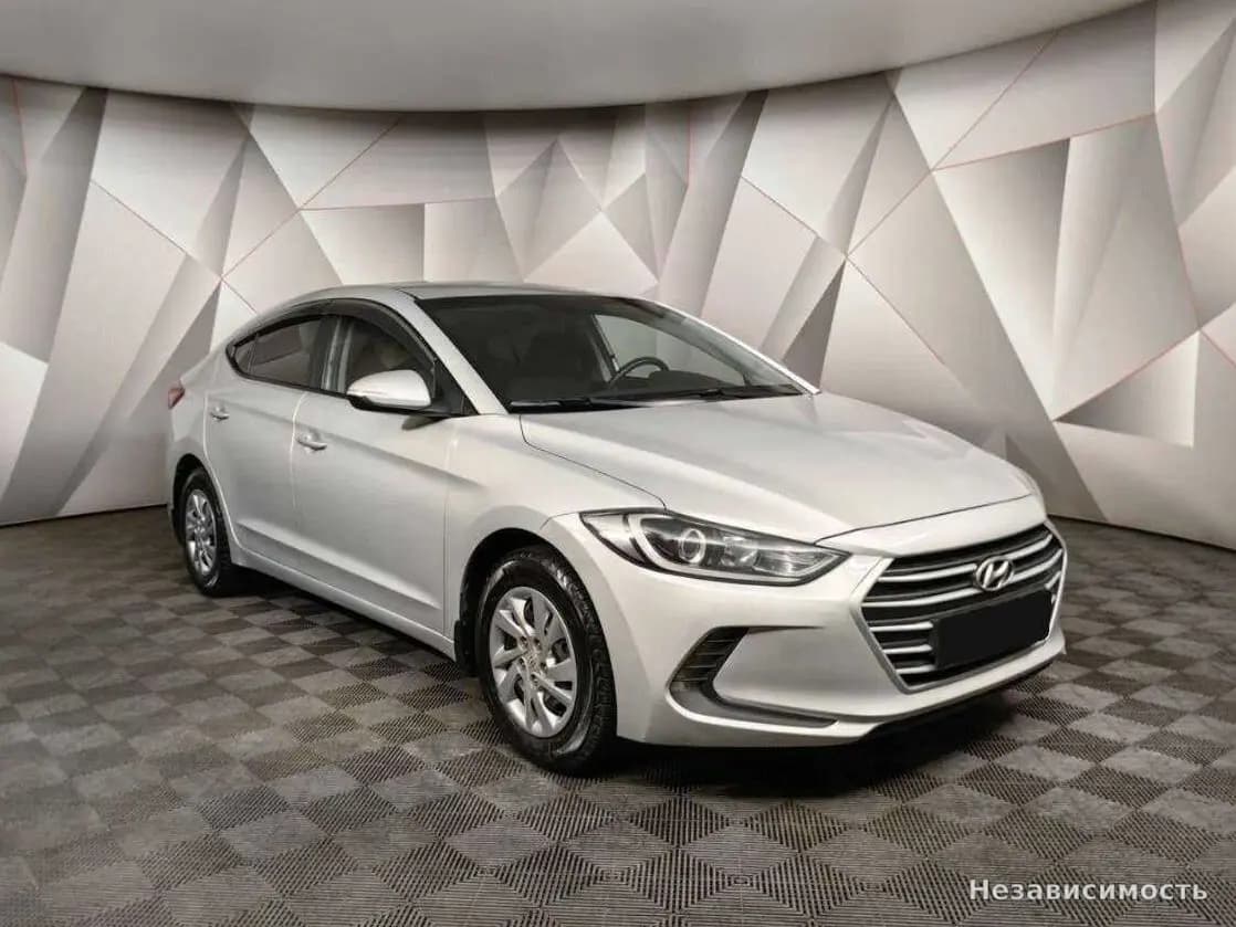 Hyundai Elantra VII (CN7) 2018 с пробегом — фото 2