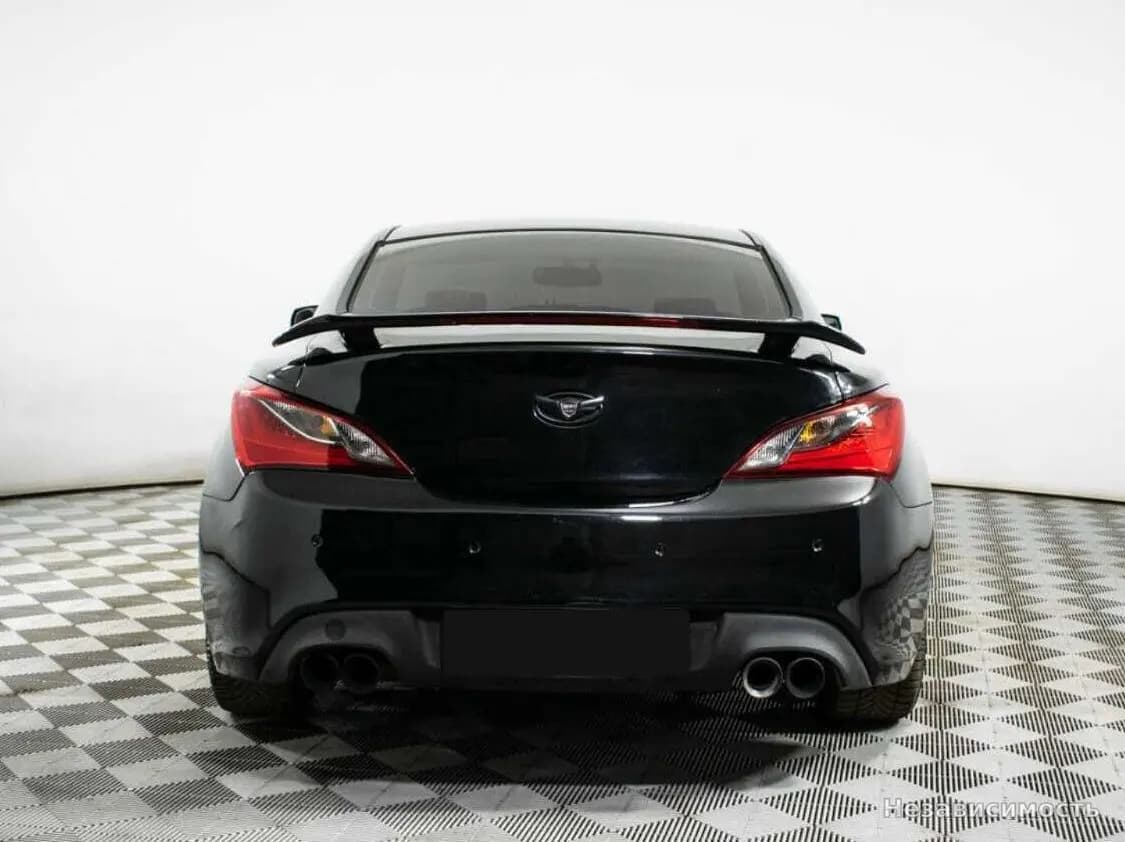 Hyundai Genesis Coupe 2012 с пробегом — фото 5