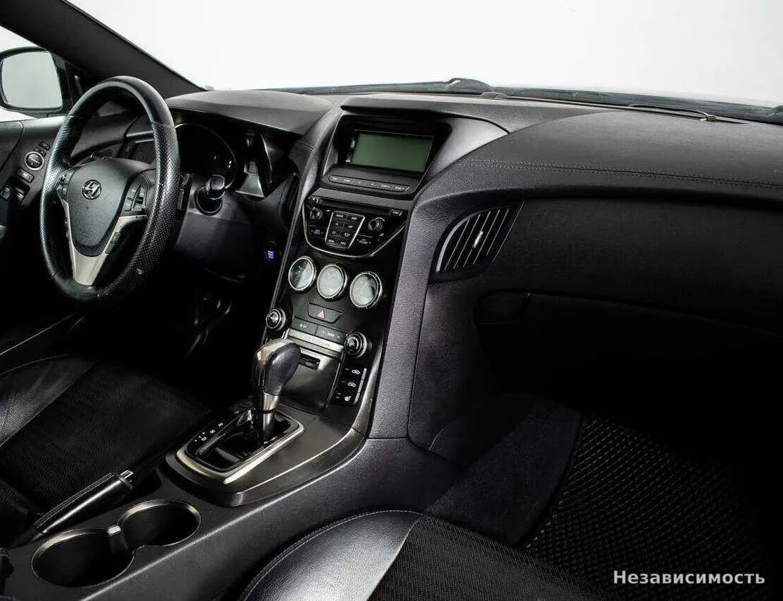 Hyundai Genesis Coupe 2012 с пробегом — фото 7