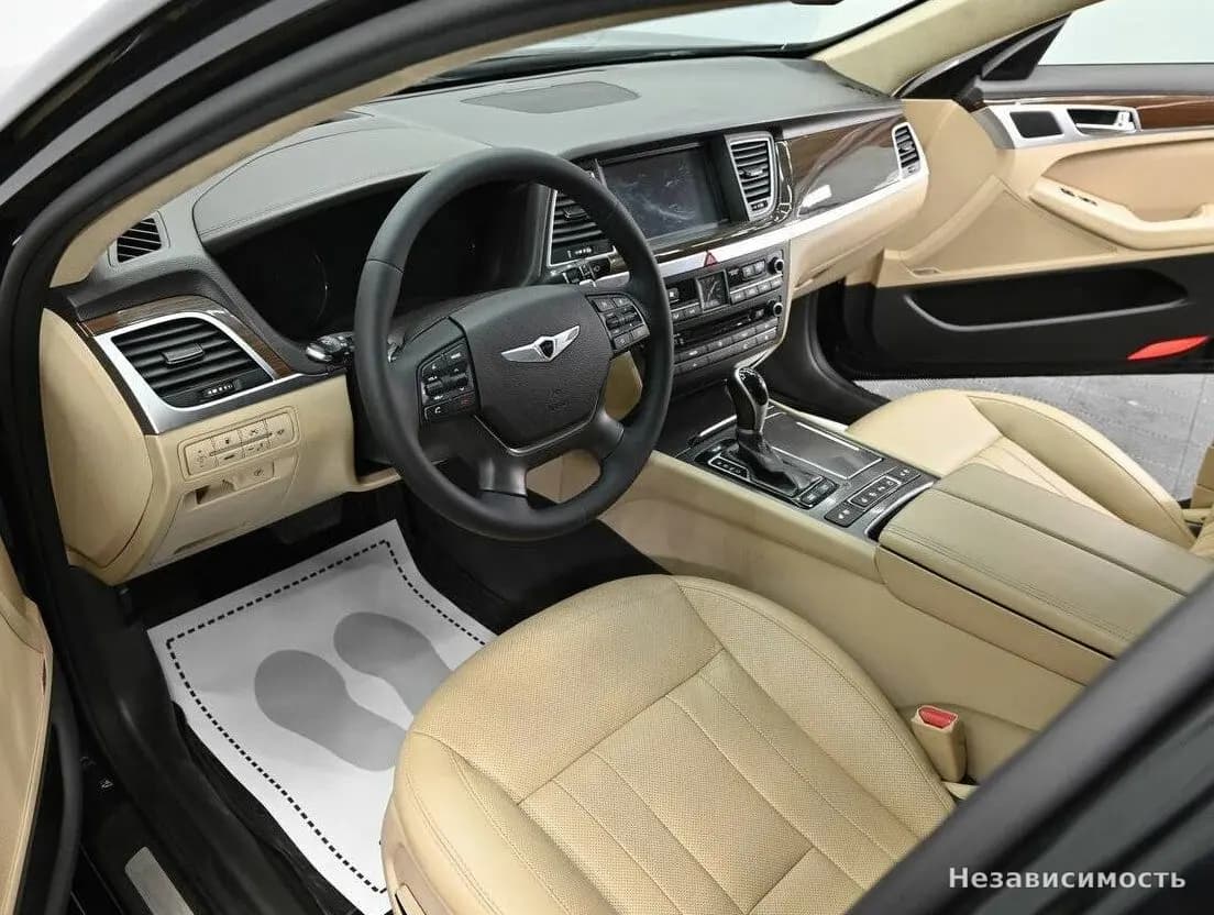 Hyundai Genesis 2016 с пробегом — фото 8