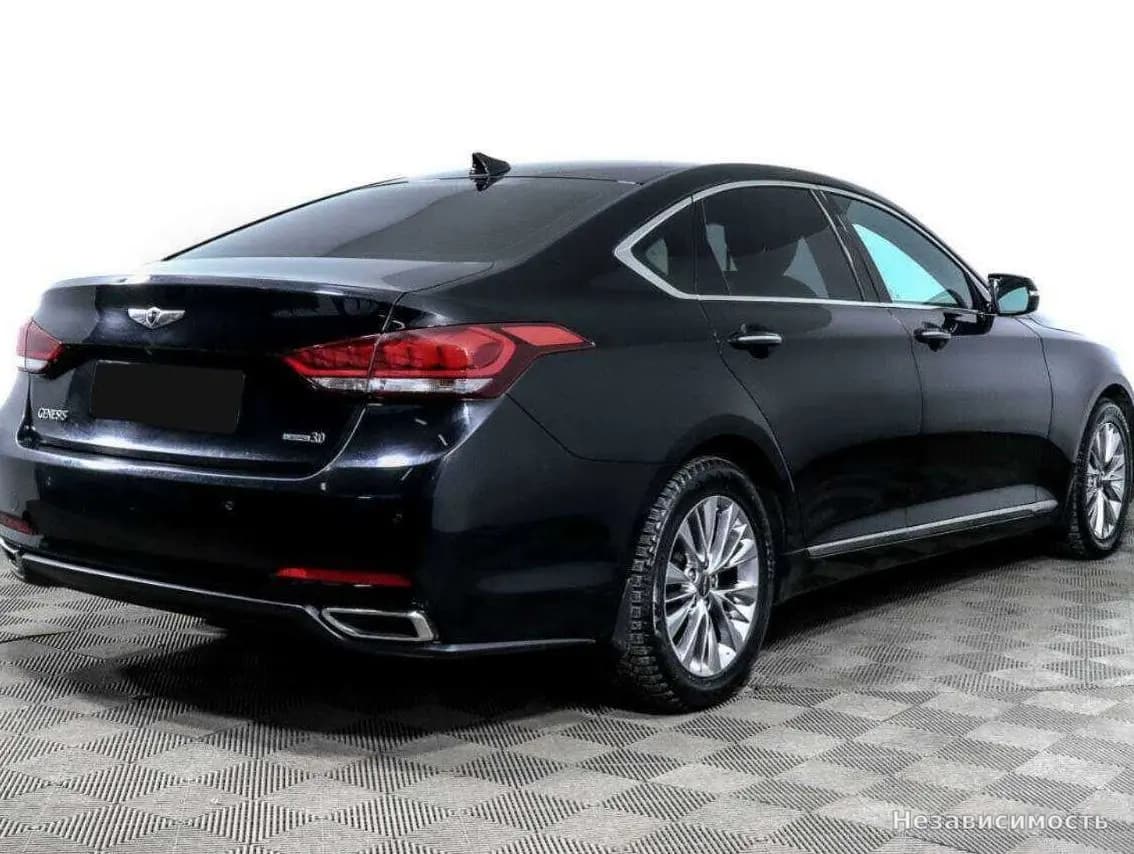 Hyundai Genesis 2015 с пробегом — фото 4