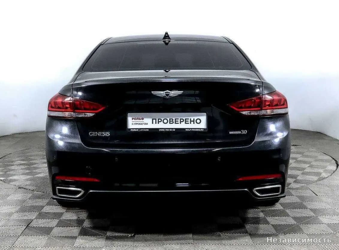 Hyundai Genesis 2015 с пробегом — фото 5