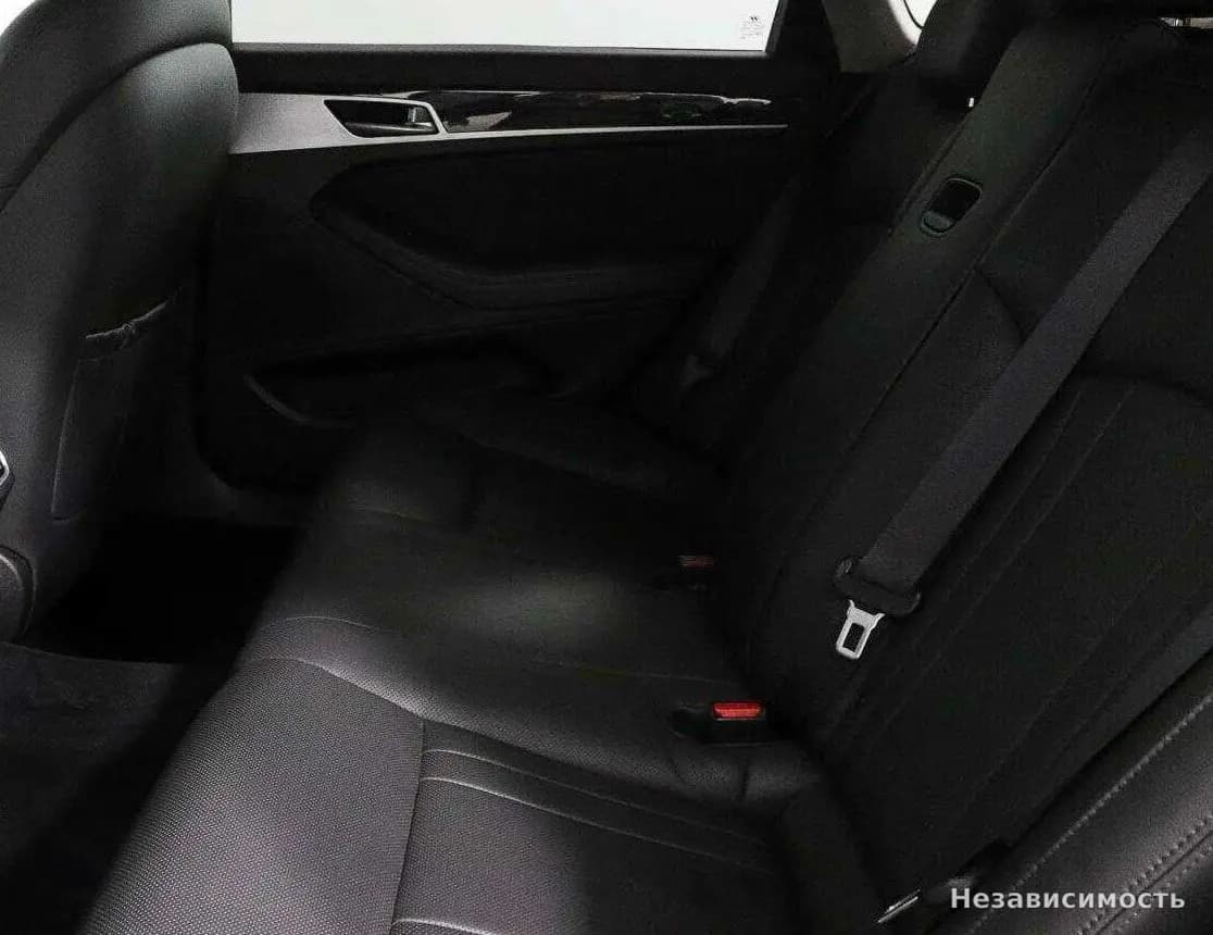 Hyundai Genesis 2015 с пробегом — фото 8