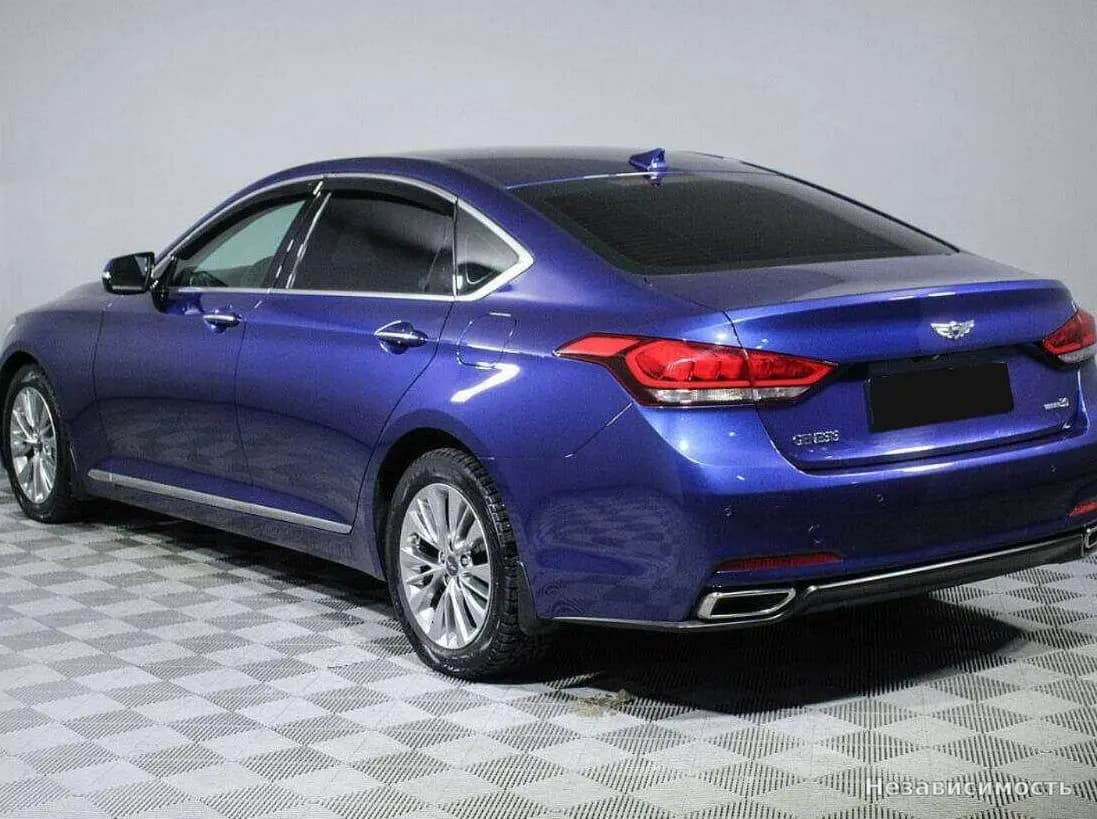 Hyundai Genesis 2015 с пробегом — фото 6