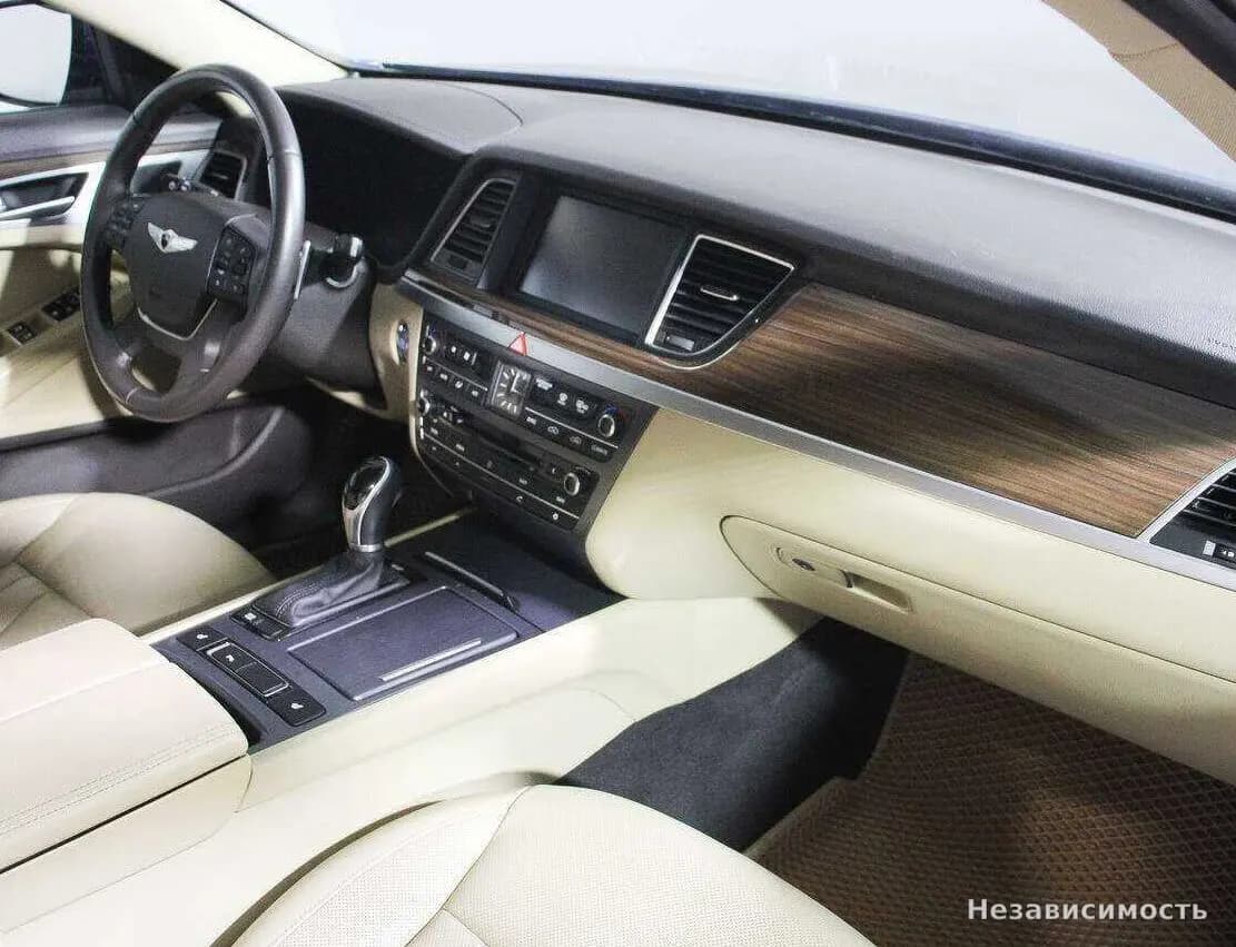 Hyundai Genesis 2015 с пробегом — фото 7