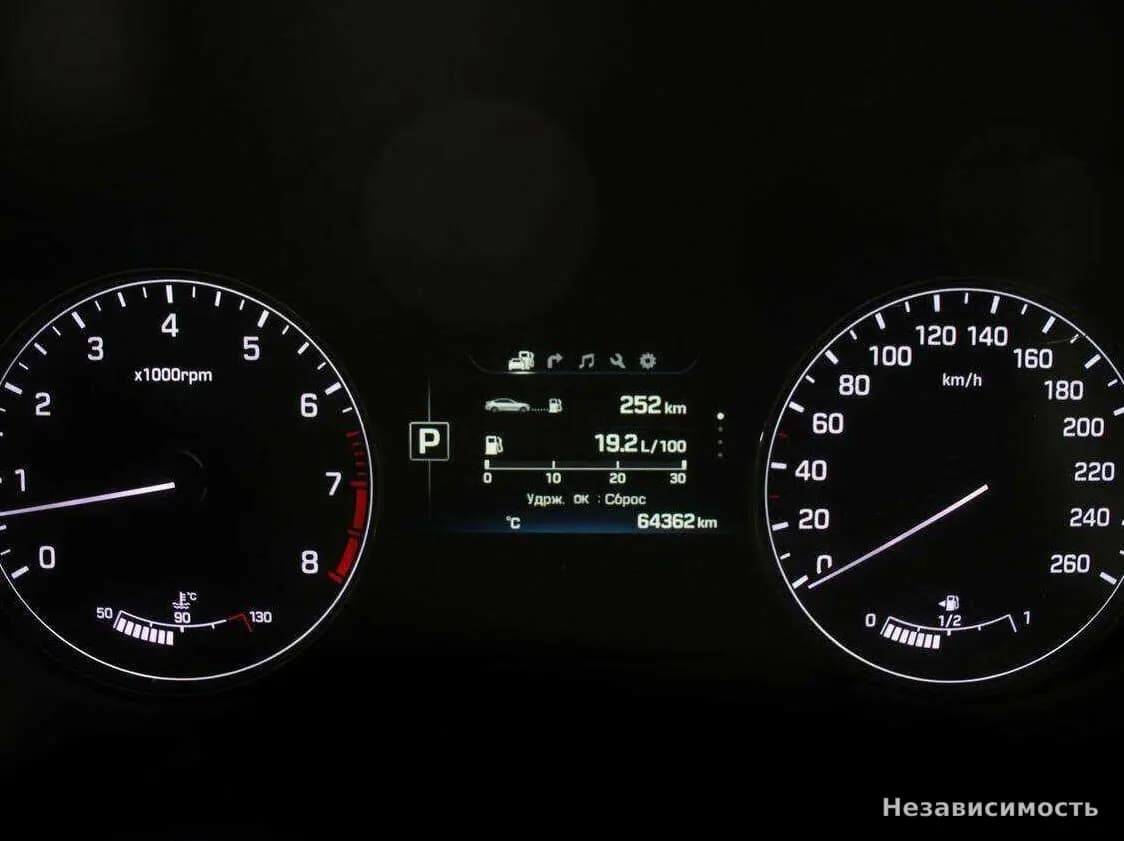 Hyundai Genesis 2015 с пробегом — фото 9