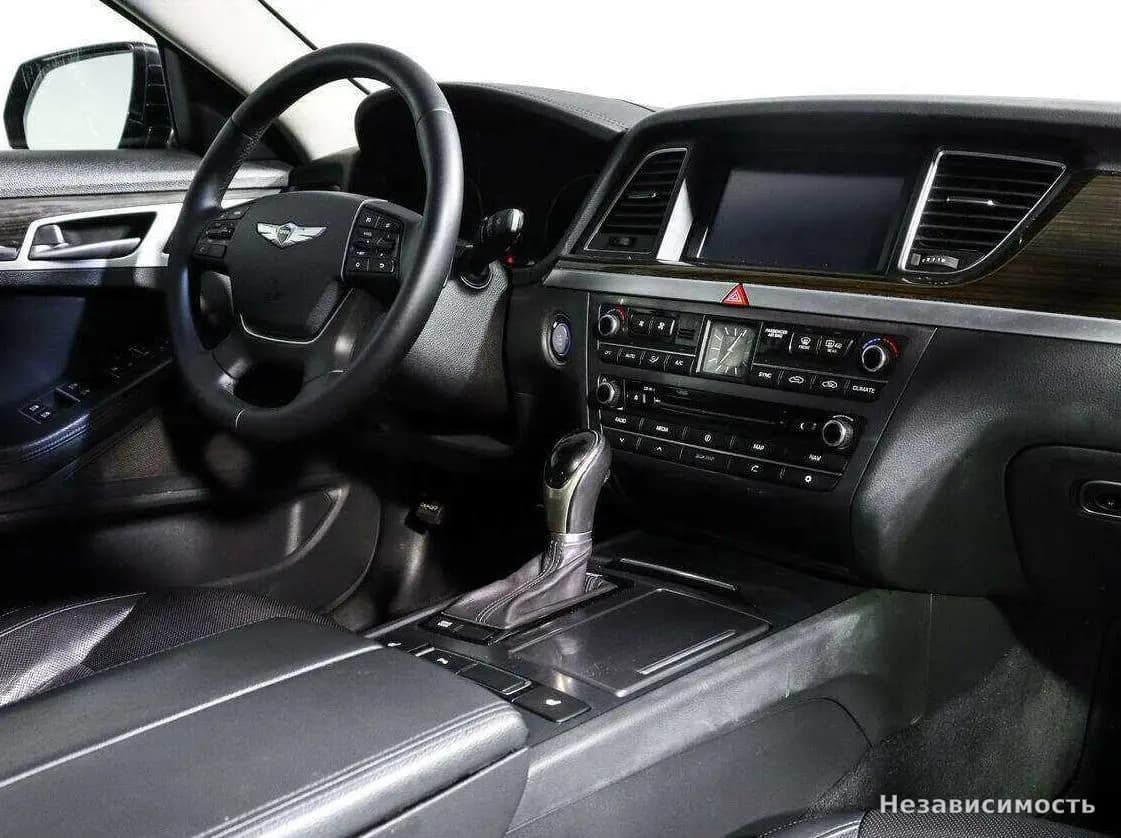 Hyundai Genesis 2014 с пробегом — фото 8