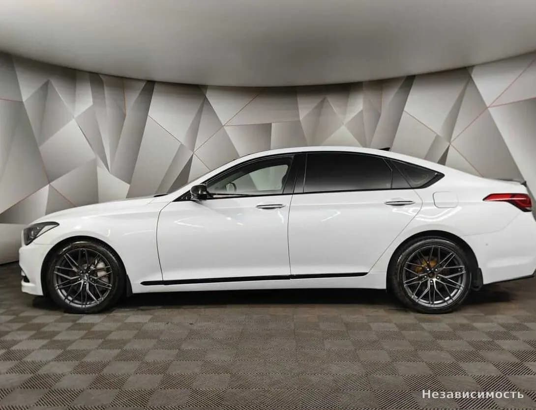 Hyundai Genesis 2014 с пробегом — фото 5