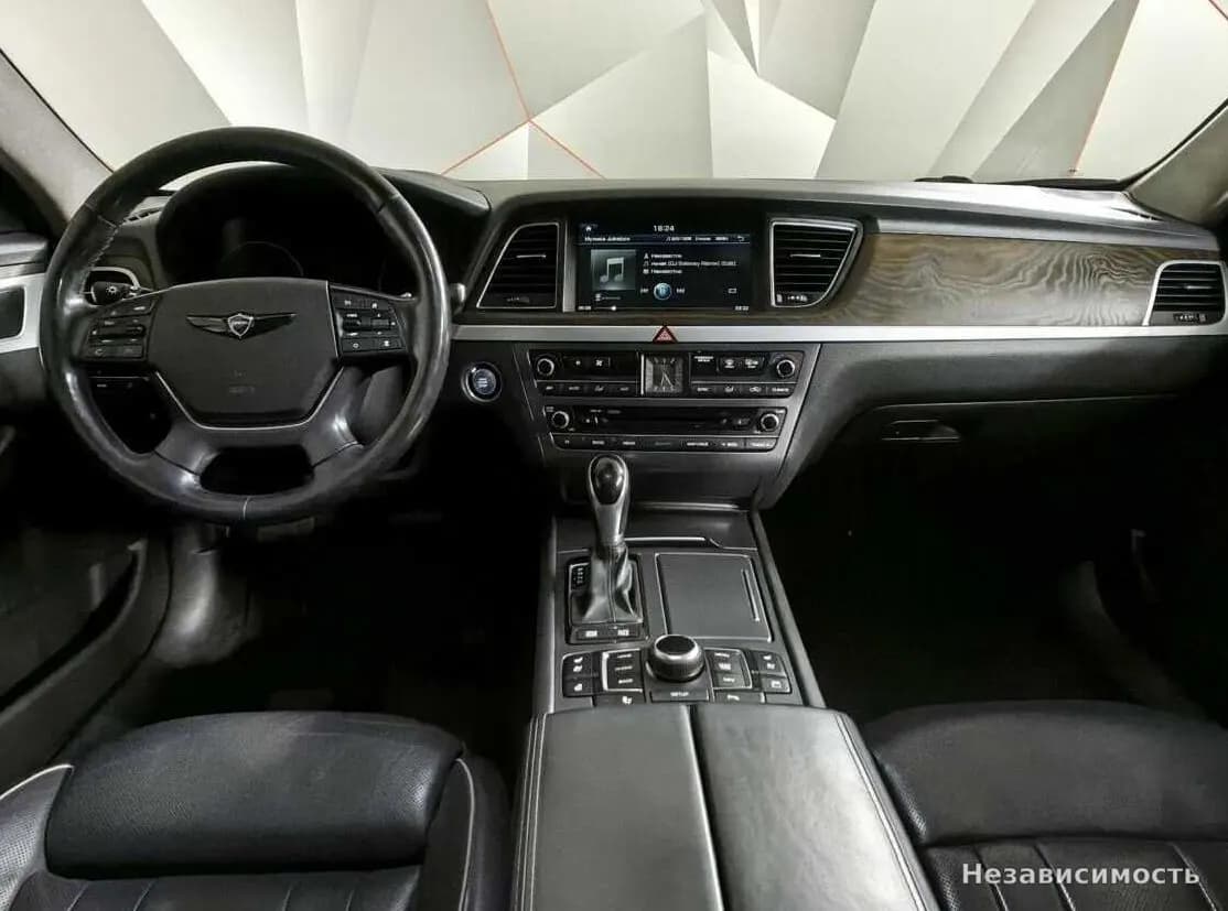 Hyundai Genesis 2014 с пробегом — фото 10