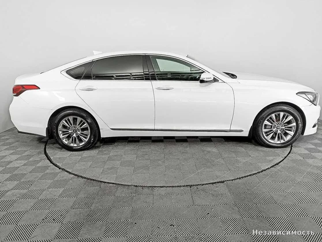 Hyundai Genesis 2016 с пробегом — фото 4