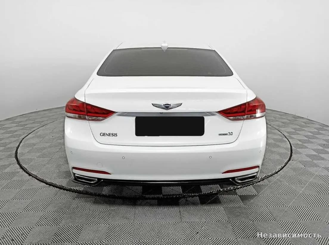 Hyundai Genesis 2016 с пробегом — фото 6
