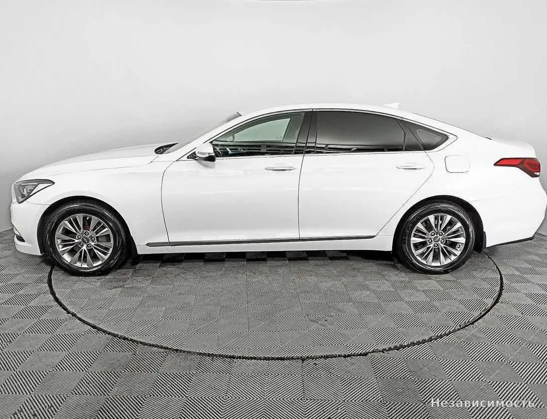 Hyundai Genesis 2016 с пробегом — фото 8