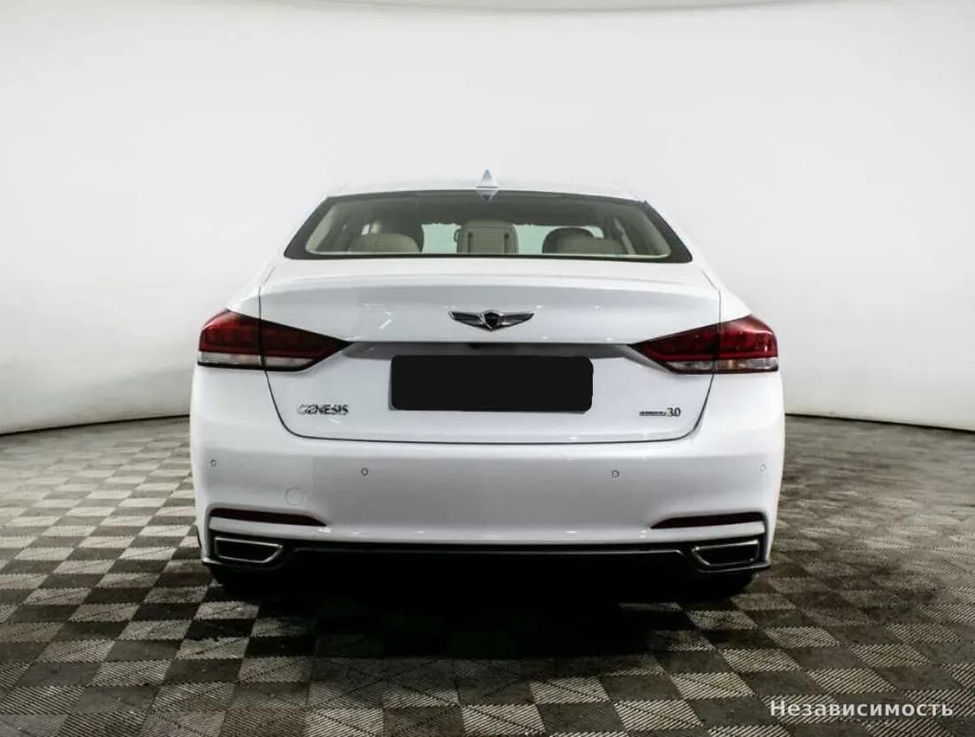 Hyundai Genesis 2015 с пробегом — фото 6