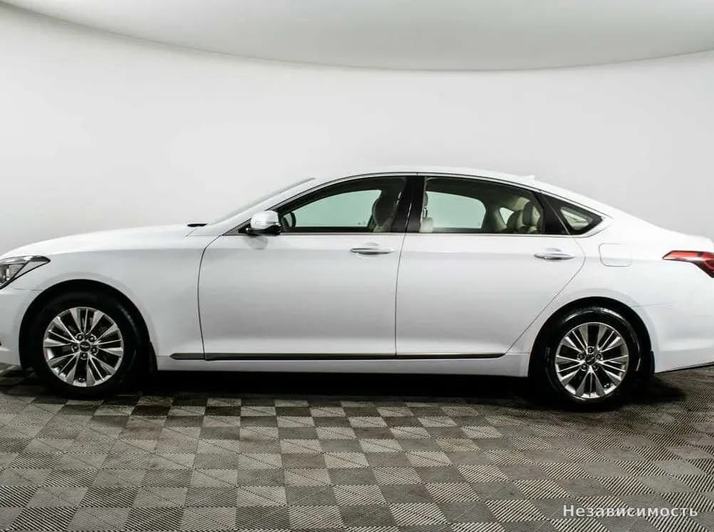 Hyundai Genesis 2015 с пробегом — фото 8