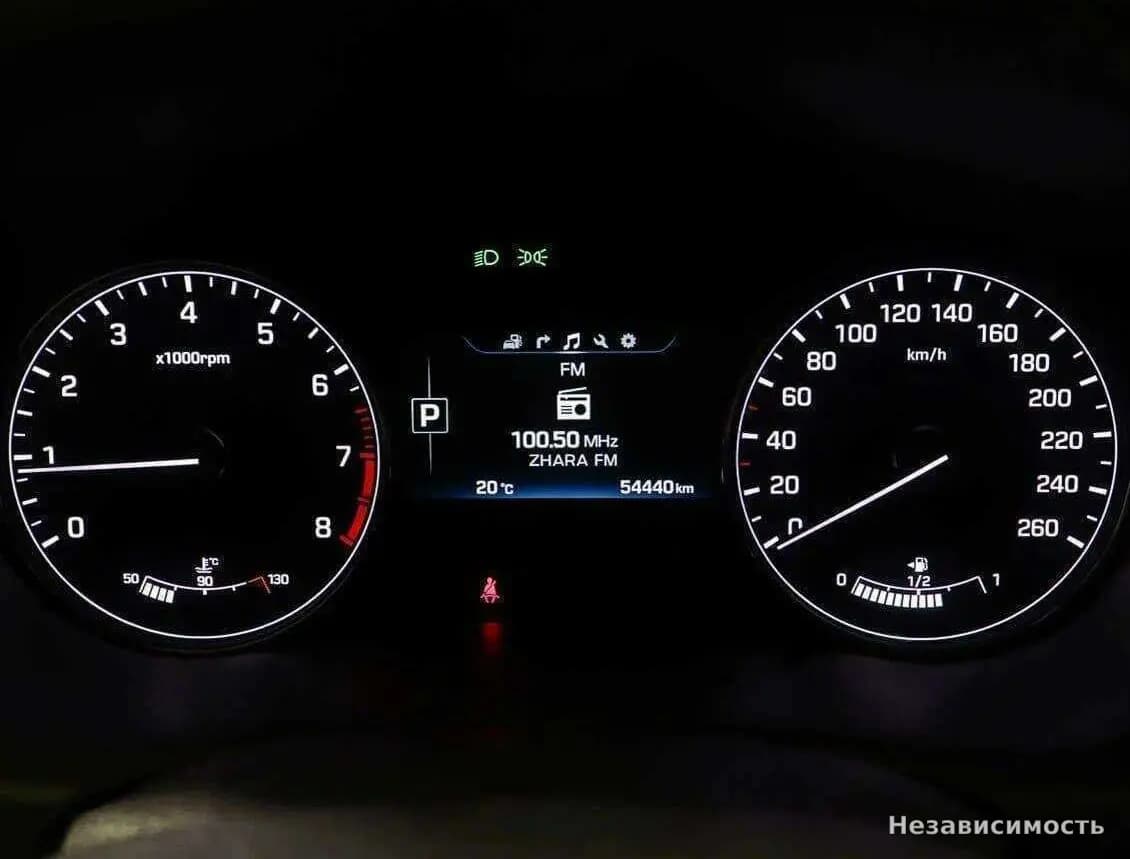 Hyundai Genesis 2014 с пробегом — фото 10