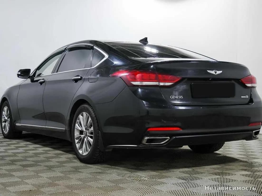 Hyundai Genesis 2014 с пробегом — фото 6