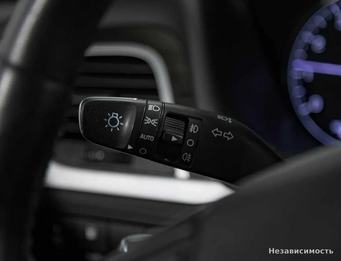 Hyundai Genesis 2014 с пробегом — фото 9