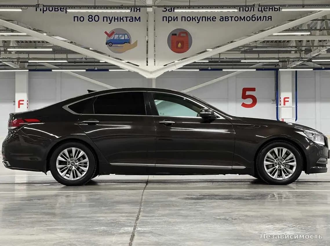Hyundai Genesis 2014 с пробегом — фото 4