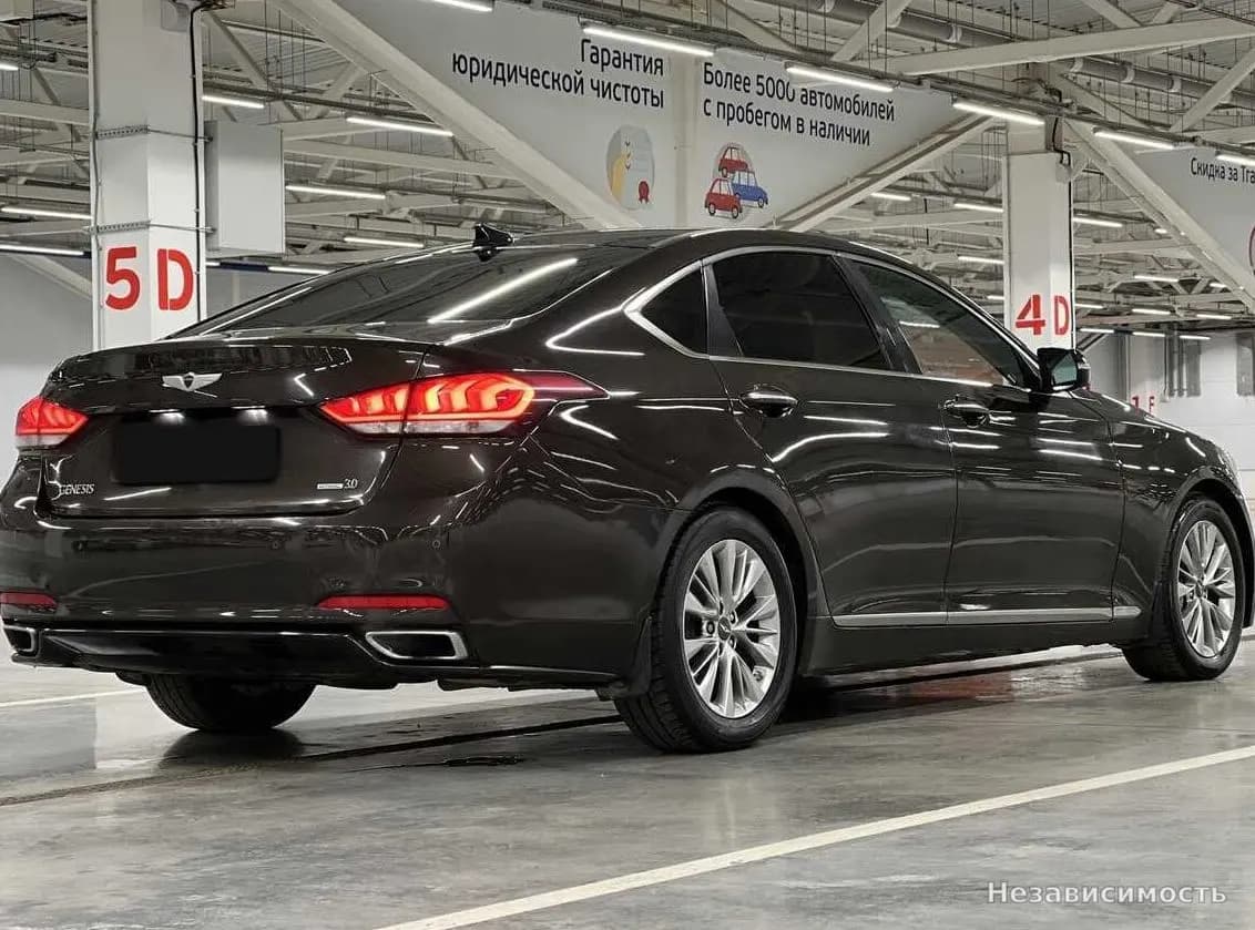 Hyundai Genesis 2014 с пробегом — фото 5