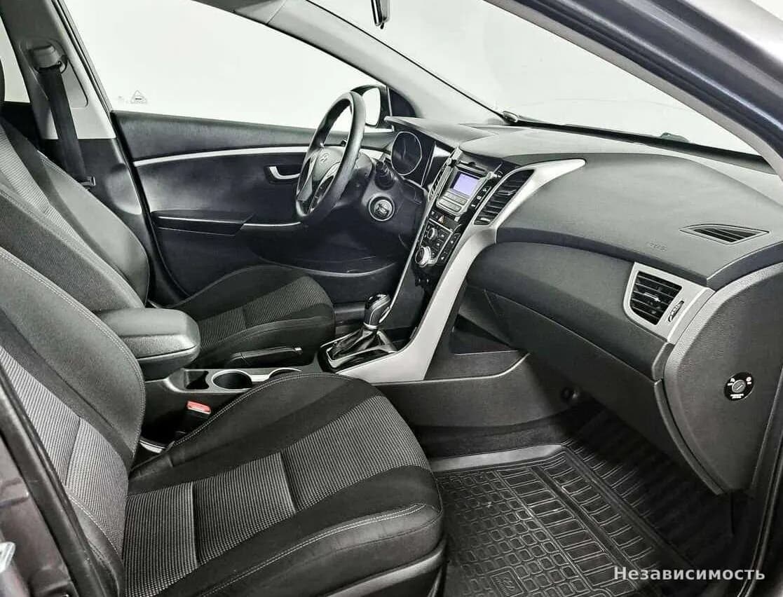 Hyundai i30 2016 с пробегом — фото 7