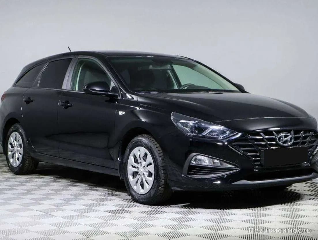 Hyundai i30 2022 с пробегом — фото 3