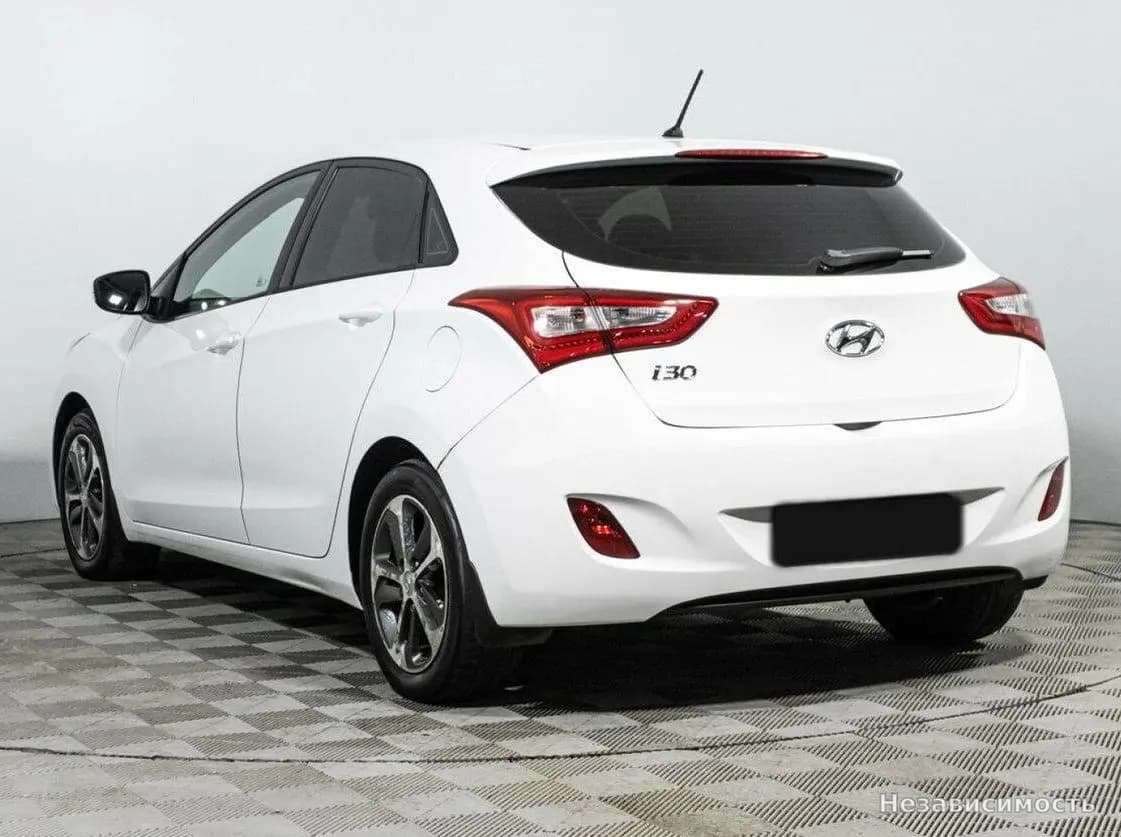 Hyundai i30 2015 с пробегом — фото 7