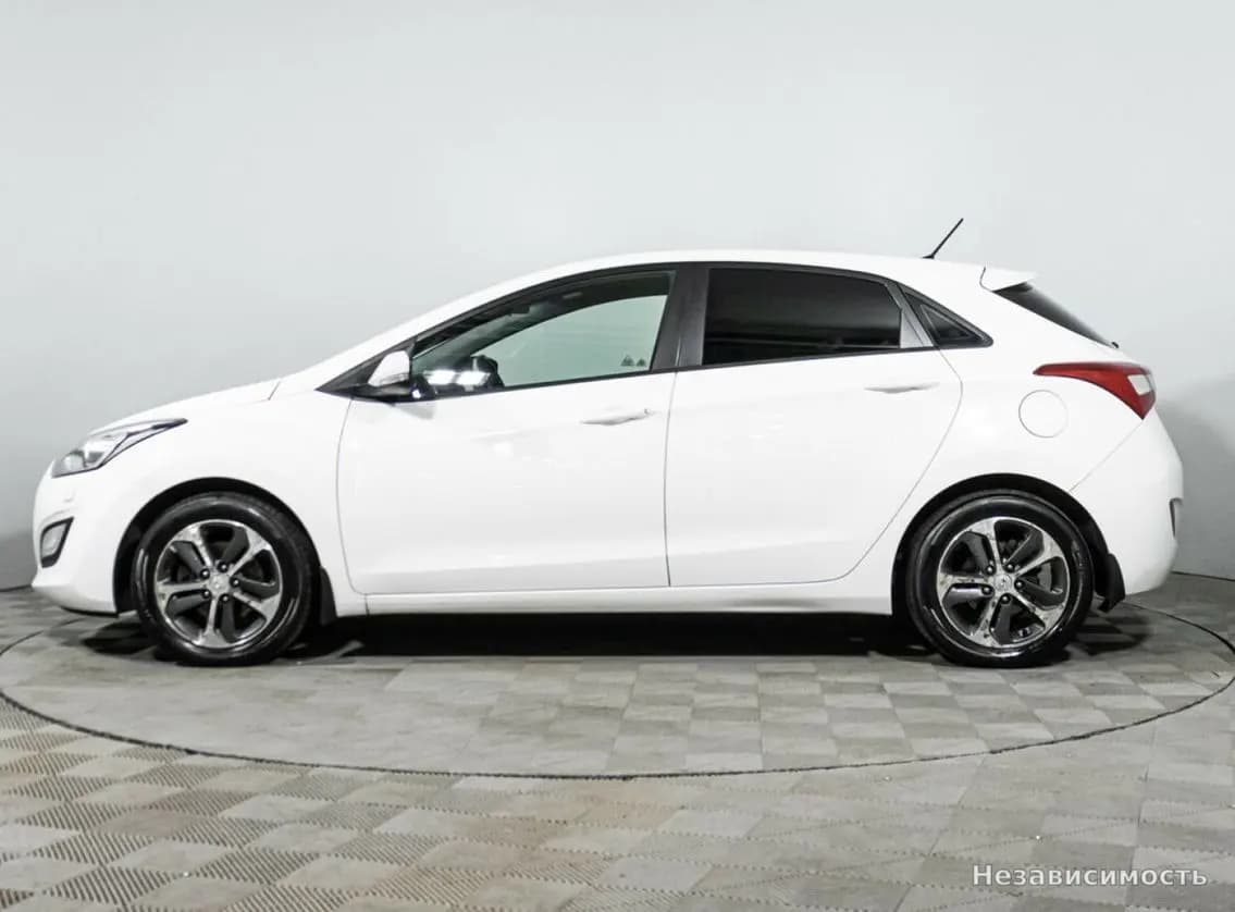 Hyundai i30 2015 с пробегом — фото 8