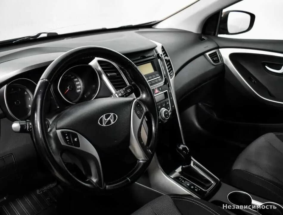 Hyundai i30 2013 с пробегом — фото 9