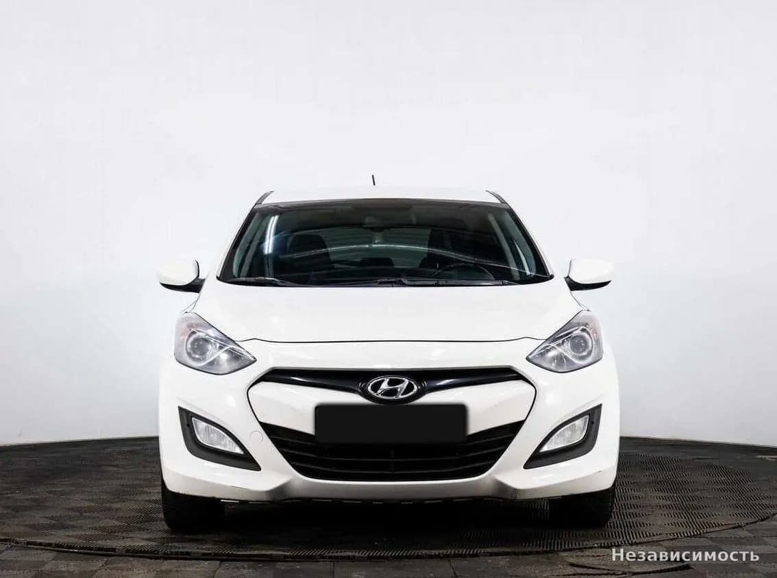 Hyundai i30 2013 с пробегом — фото 2