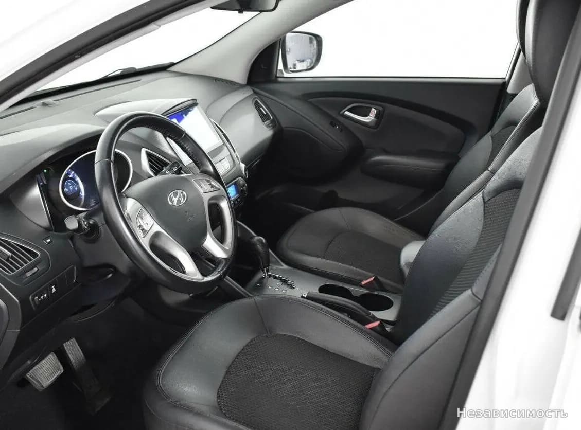 Hyundai ix35 2013 с пробегом — фото 9