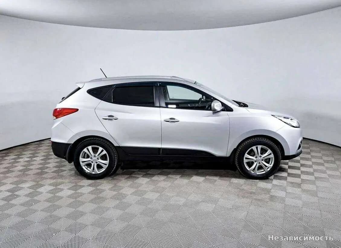 Hyundai ix35 2012 с пробегом — фото 4